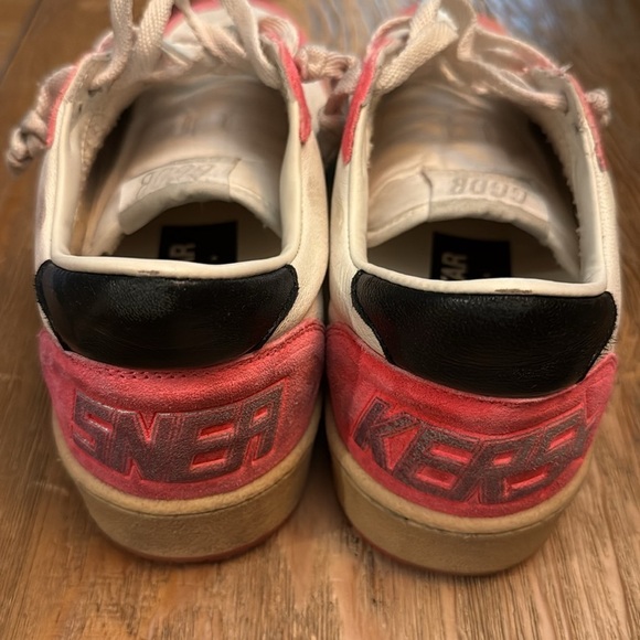 White and Pink Sneakers with Star Detail - Picture 3 of 8